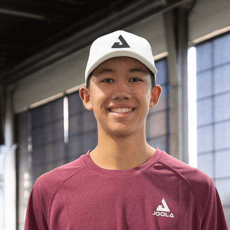 Headshot of JOOLA Pickleball Pro Sammy Lee.